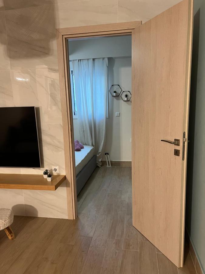 Vicky'S Studio Пирей Экстерьер фото